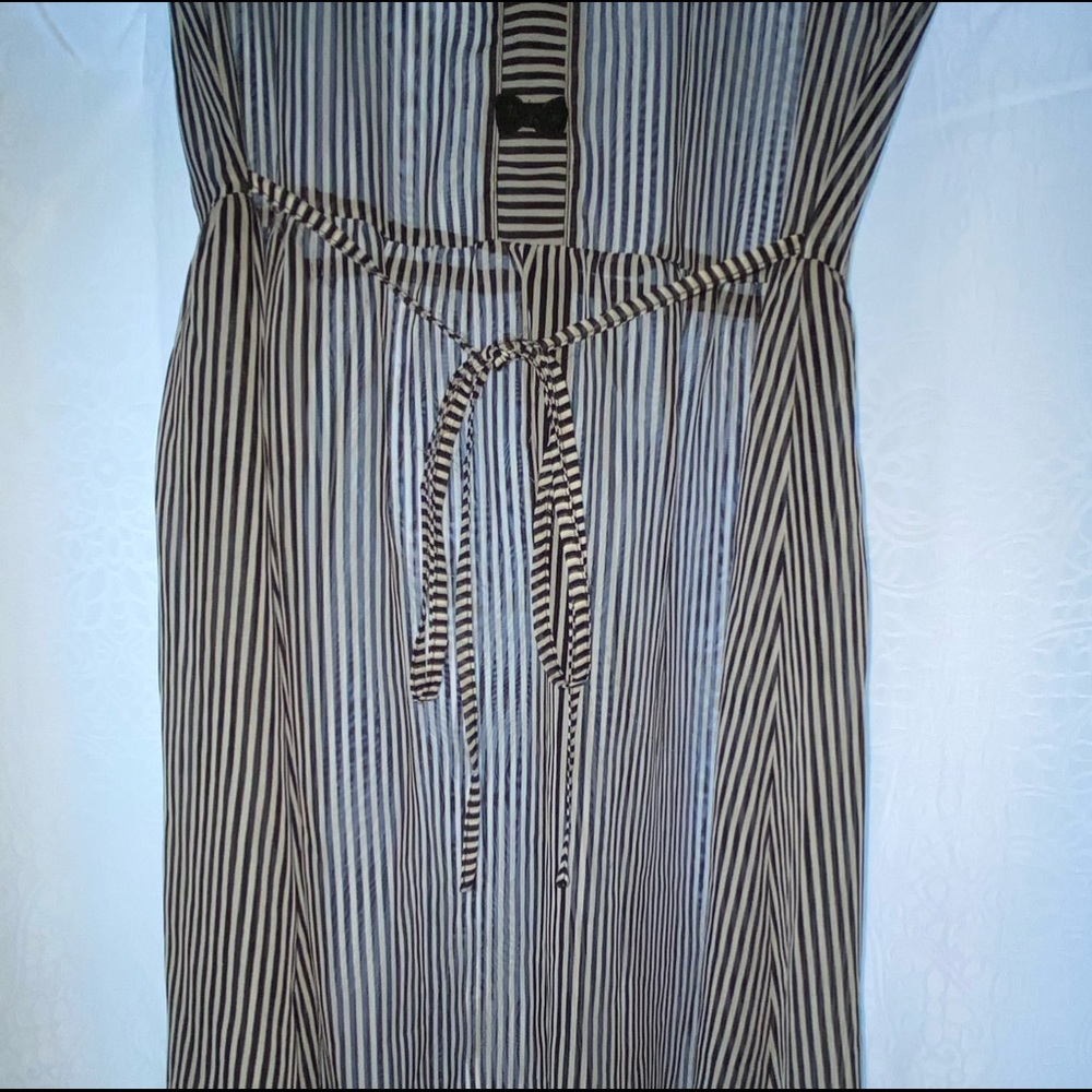 American Rag Dress - Picture 2 of 4